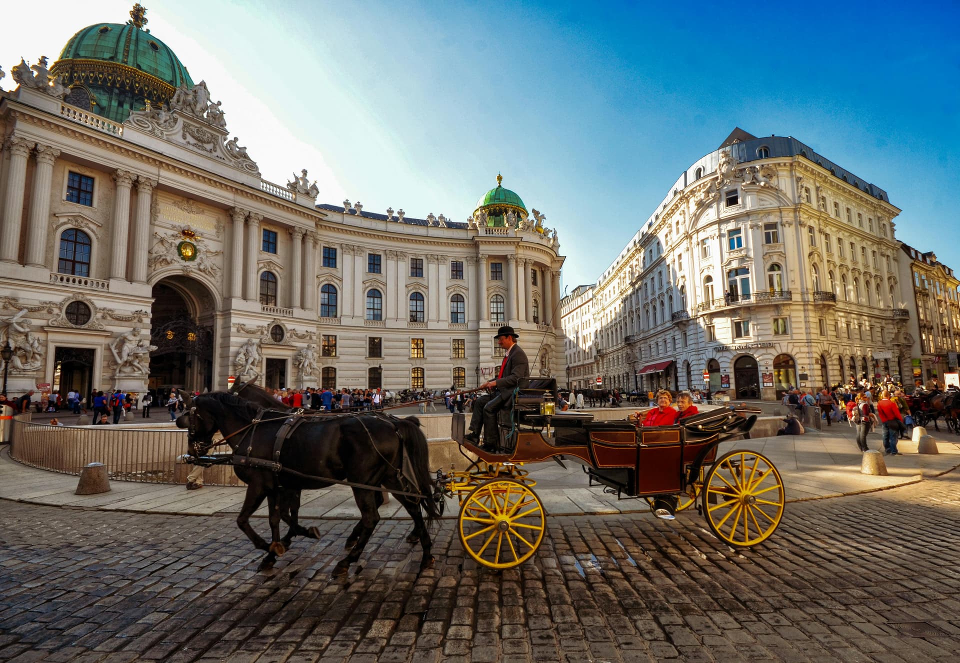 Vienna: Musica, Arte e Gran Caffè tra le strade imperiali